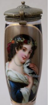 Mädchen mit Taube, Porzellanmalerei, Pfeifenkopf, D0925