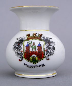 D1032-1  wappenvase bel